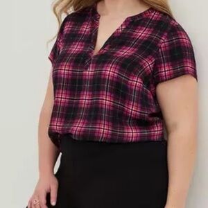 Torrid Womens Size 5X Gauze Top Pink Black Plaid Short Sleeves Split Neck